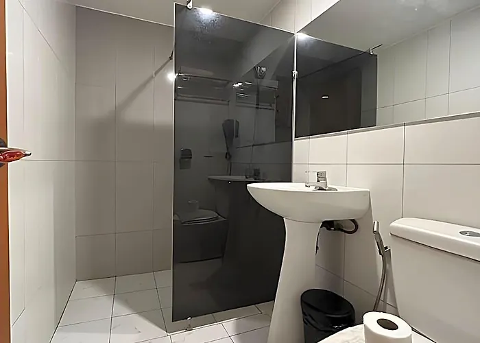 Hotel Dg Grami